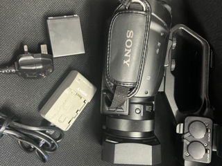 Видеокамера Sony PXW-X70 фото 1