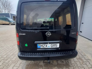 Opel Combo фото 7