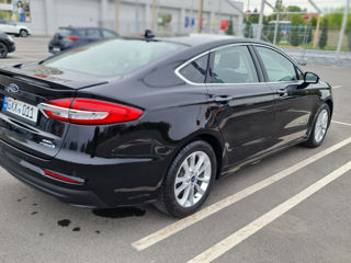 Ford Fusion foto 5