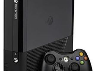 Xbox 360 + 40 игp/джойстик/кинект