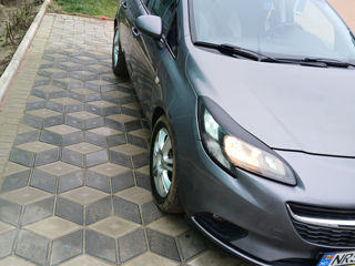 Opel Corsa foto 2