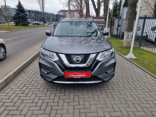 Nissan X-Trail foto 2