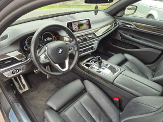 BMW 7 Series foto 6