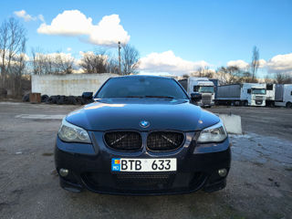 BMW 5 Series foto 9