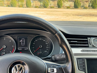 Volkswagen Passat foto 4