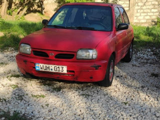 Nissan Micra foto 2