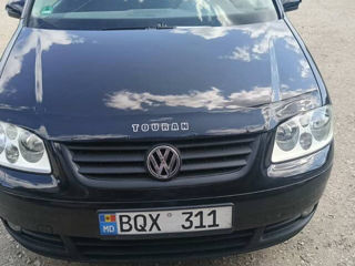 Volkswagen Touran фото 3