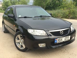 Mazda 323 foto 10