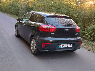 KIA Rio foto 2