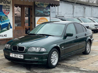 BMW 3 Series foto 2