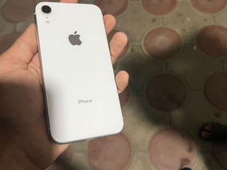 Продам Iphone Xr 64gb