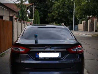 Ford Mondeo foto 6