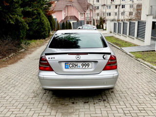 Mercedes E-Class foto 6