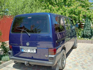 Volkswagen Transporter foto 2