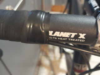 Planet X fibra carbon foto 2