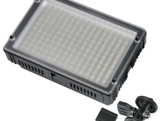 Светодиодный накамерный осветитель Triopo TTV-160 LED. foto 10