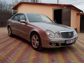 Mercedes E Class foto 4