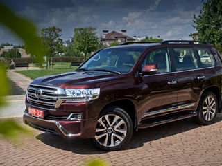 Toyota Land Cruiser foto 1