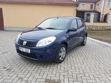 Dacia Sandero foto 2