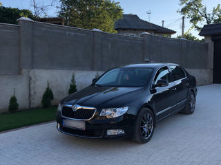 Skoda Superb foto 1