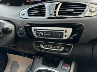 Renault Grand Scenic foto 19