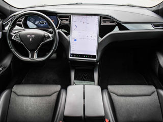 Tesla Model S foto 10