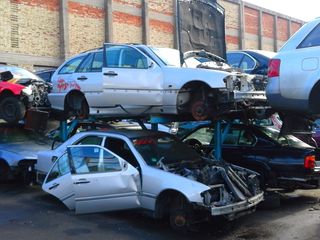 Dezmembrare Mercedes W202 W203 W209 CLK W210 W211 W220 S Class E Class C Class piese зап.части