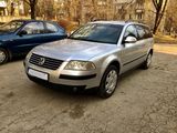 Volkswagen Passat foto 1