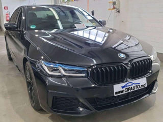 BMW 5 Series foto 1