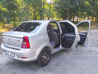 Dacia Logan foto 4