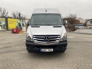 Mercedes Sprinter 319 foto 2