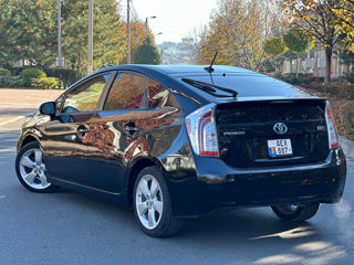 Toyota Prius foto 4