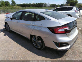 2018 Honda Clarity Touring foto 2