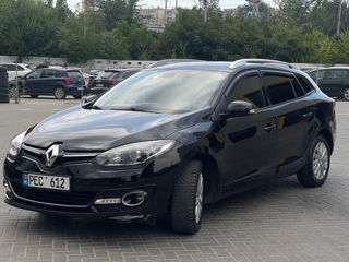 Renault Megane foto 1