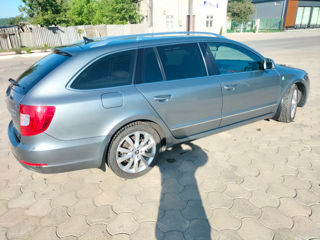 Skoda Superb foto 8