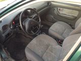 Hyundai Accent foto 6