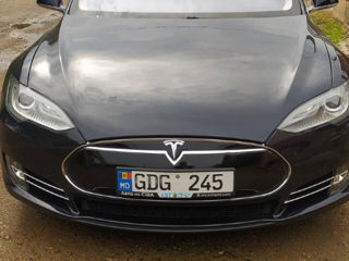 Tesla Model S foto 4