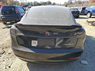 Tesla Model 3 foto 5