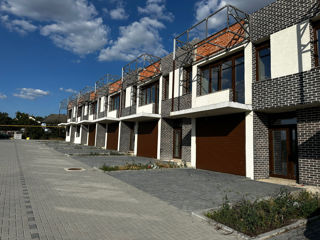 Townhouse modern în apropiere de Chișinău liniște și confort departe de agitația orașului