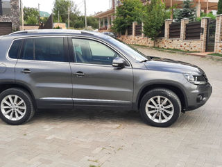 Volkswagen Tiguan foto 1