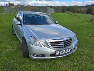 Mercedes E-Class foto 1