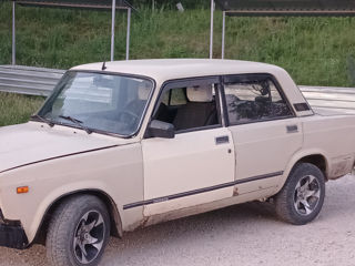 Lada / ВАЗ 2107 foto 3