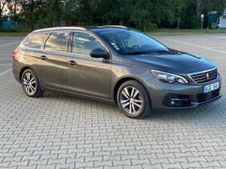 Peugeot 308 foto 2