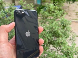 iPhone SE 2020 foto 2