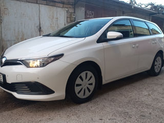 Toyota Auris foto 4