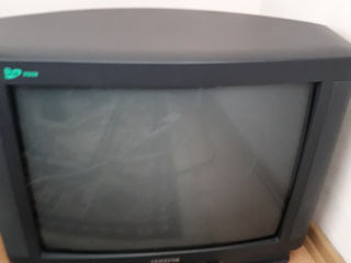 Телевизор Samsung рабочий с пультом 4500 лей. foto 1
