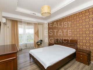 Apartament cu 2 camere, 80 m², Botanica, Chișinău foto 8