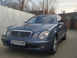 Mercedes E Class foto 1