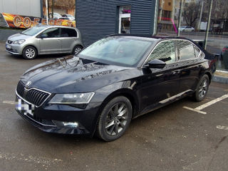 Skoda Superb foto 3