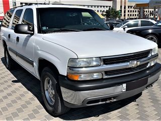 Chevrolet Suburban foto 1